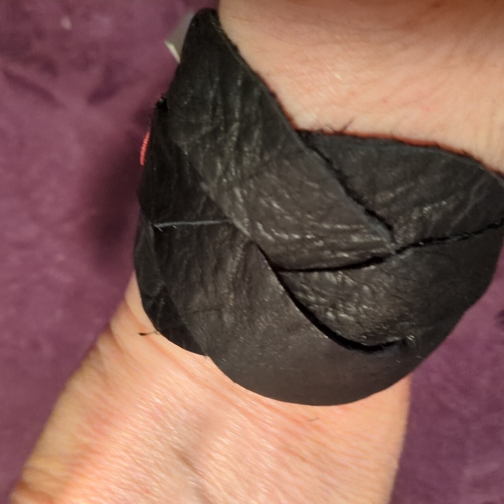 Handmade Genuine Leather Love Knot Bracelet #016 Black Antique Gold